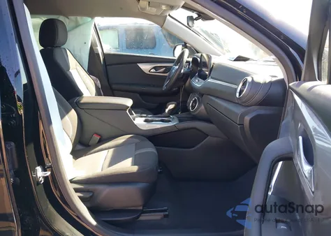 2023 Chevrolet Blazer Awd 2Lt z USA, uszkodzony, nr VIN 3GNKBHR44PS192878